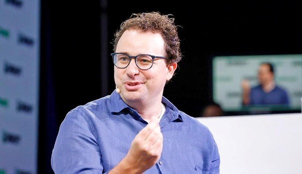 ИИ вылечит рак и обрушит рынок труда? Или что думает CEO Anthropic о будущем, которое уже наступает